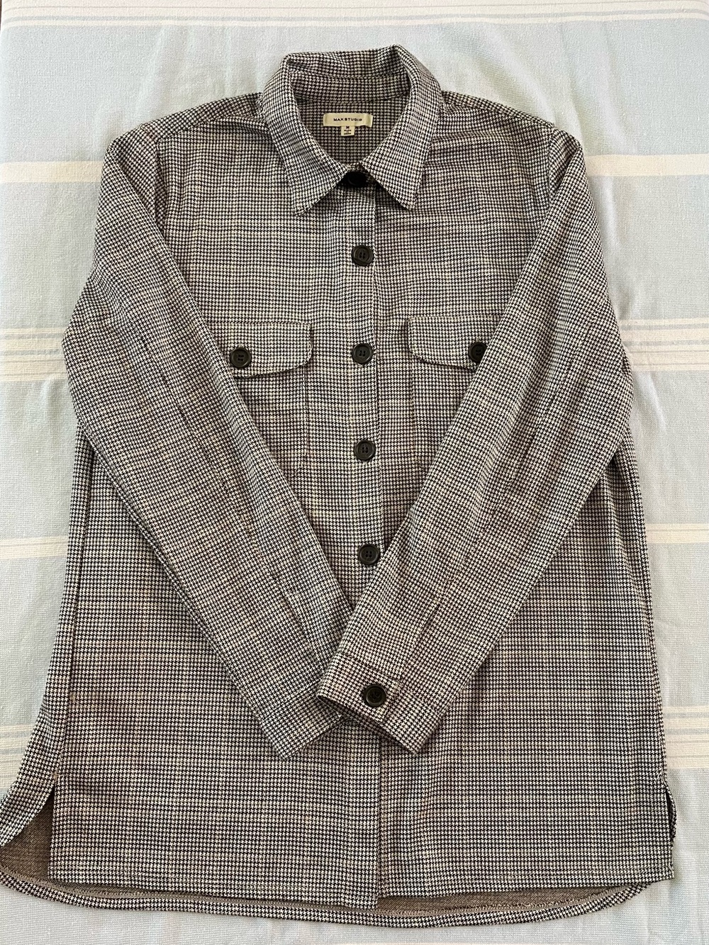 Max Studio Black and White Houndstooth Button-Up Jacket